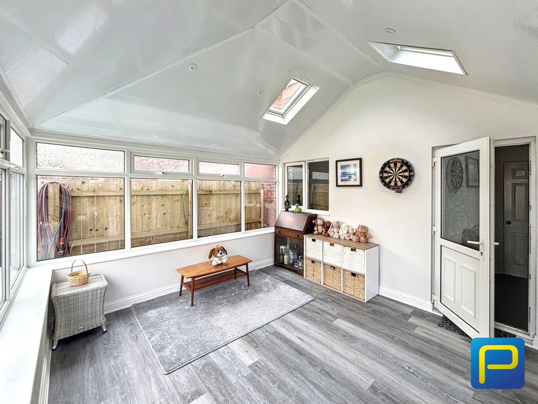 Property image 9 of 22