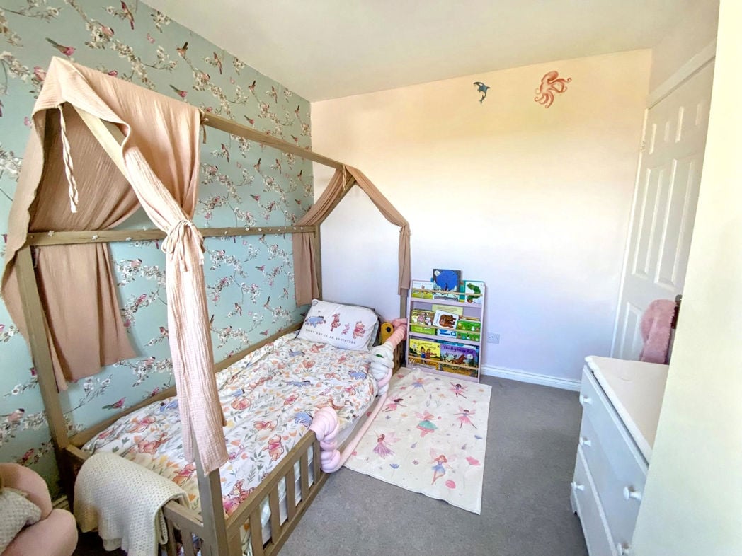 Property image 14 of 23