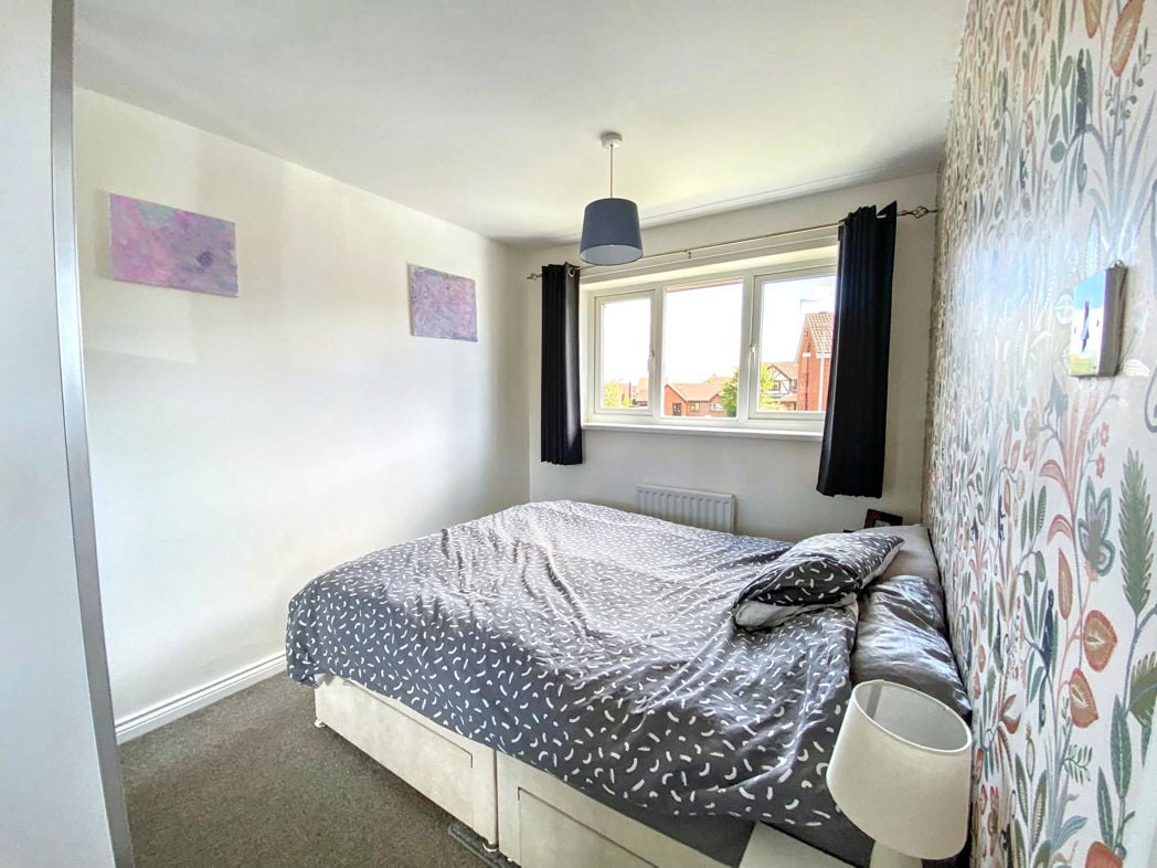 Property image 12 of 23