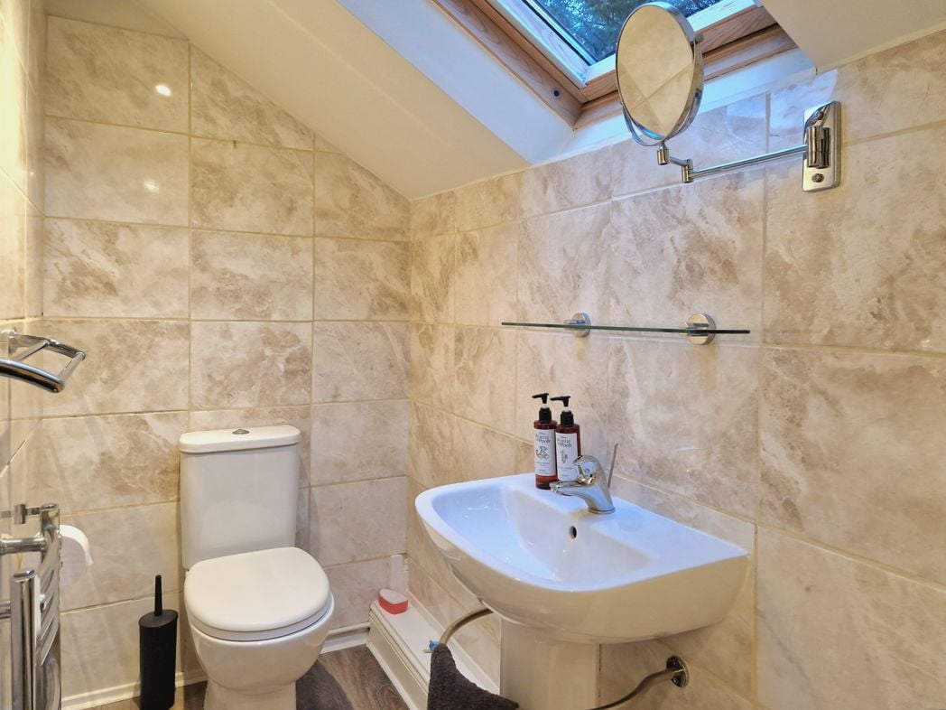 Property image 12 of 16