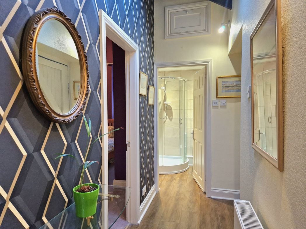 Property image 7 of 16