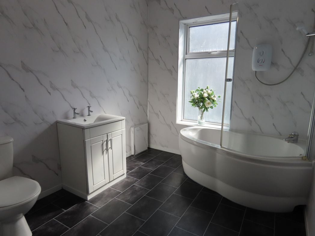 Property image 12 of 12