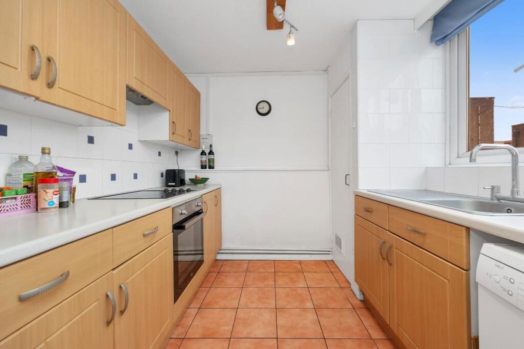 Flat 4, 213, London, E2 6AB