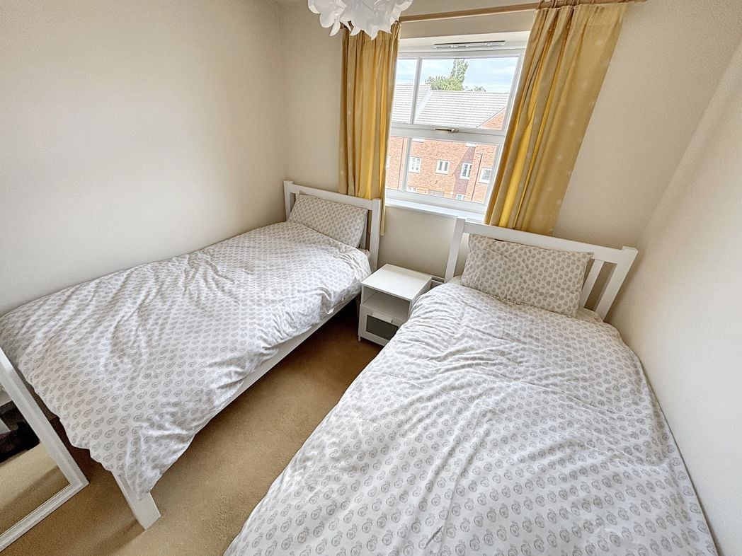 Property image 8 of 9
