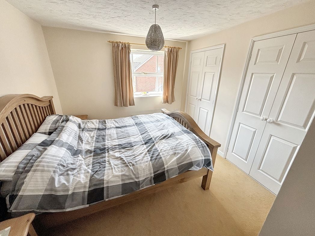 Property image 7 of 9
