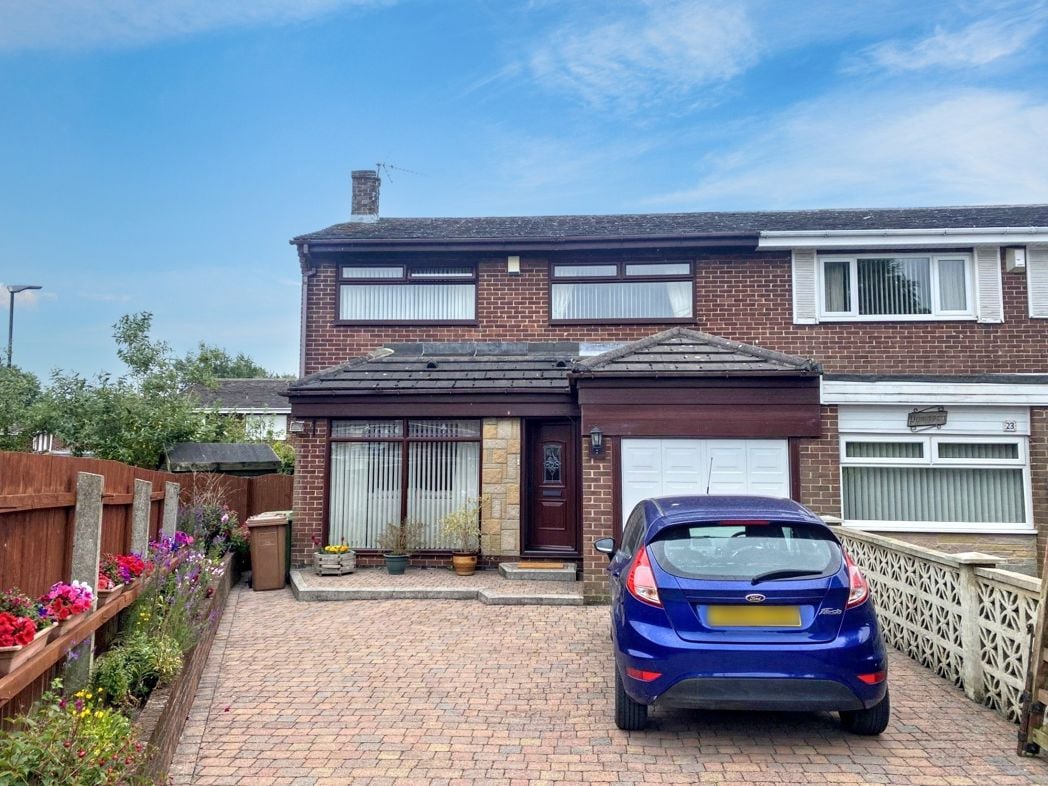 Property image 1 of 21