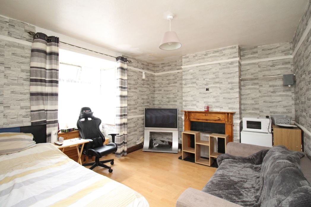 14, Tonbridge, Kent, TN9 2ST