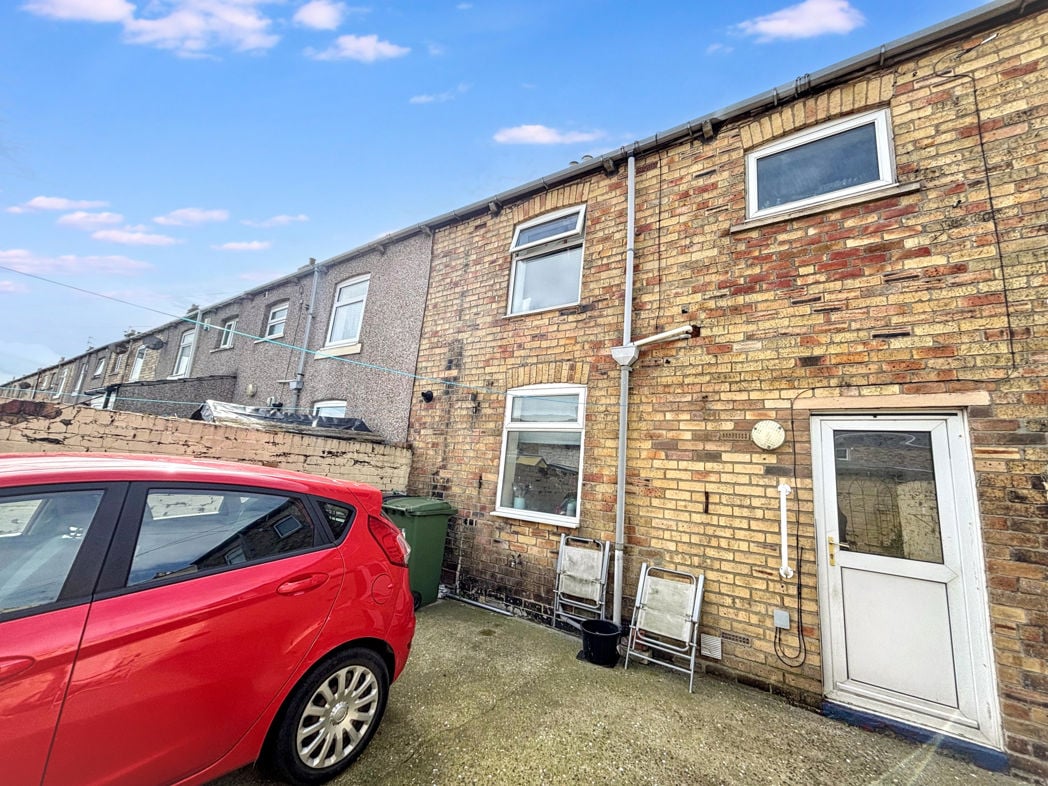 Property image 11 of 12