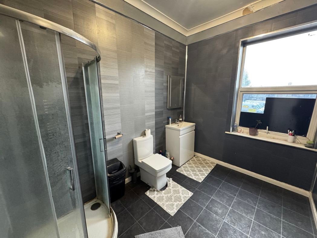 Property image 13 of 25