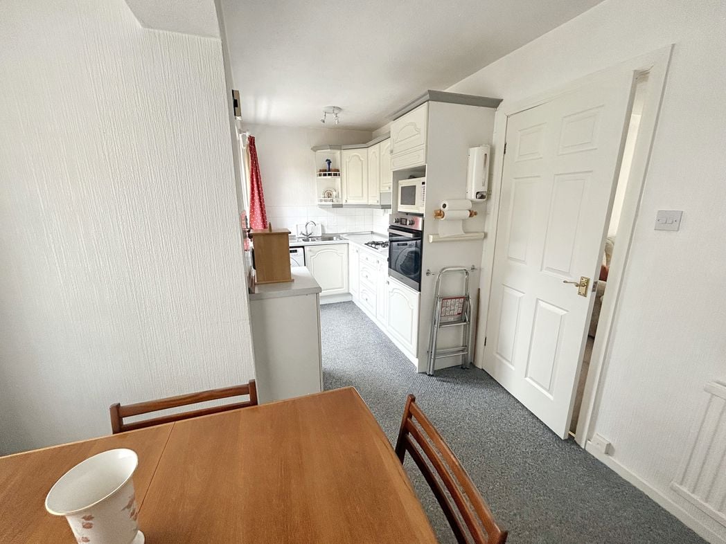 Property image 4 of 14