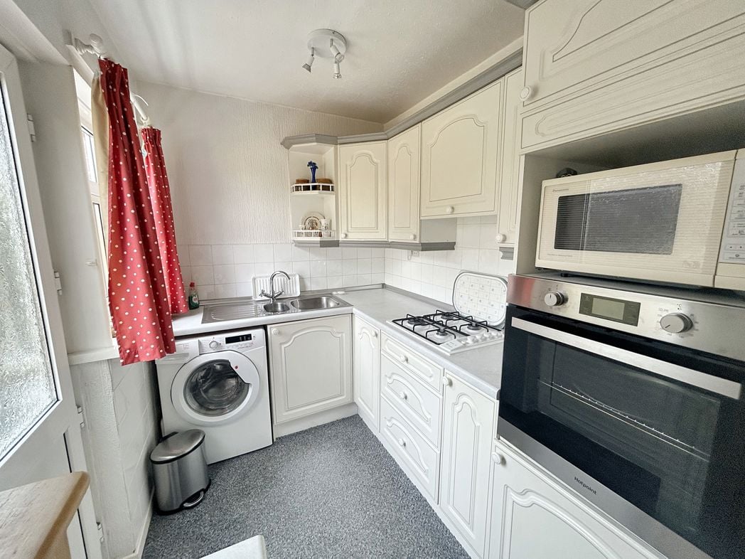 Property image 3 of 14