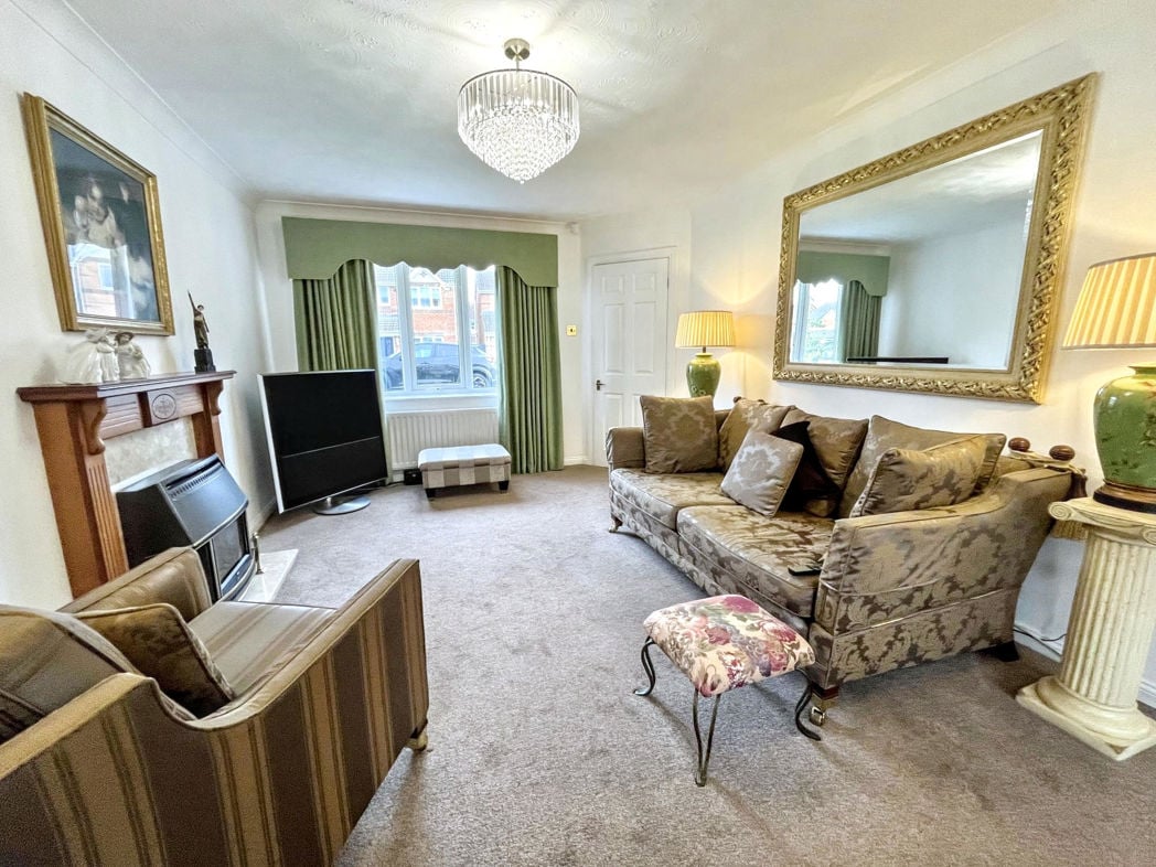 Property image 3 of 20