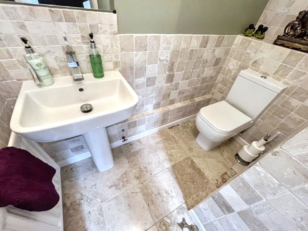Property image 6 of 20