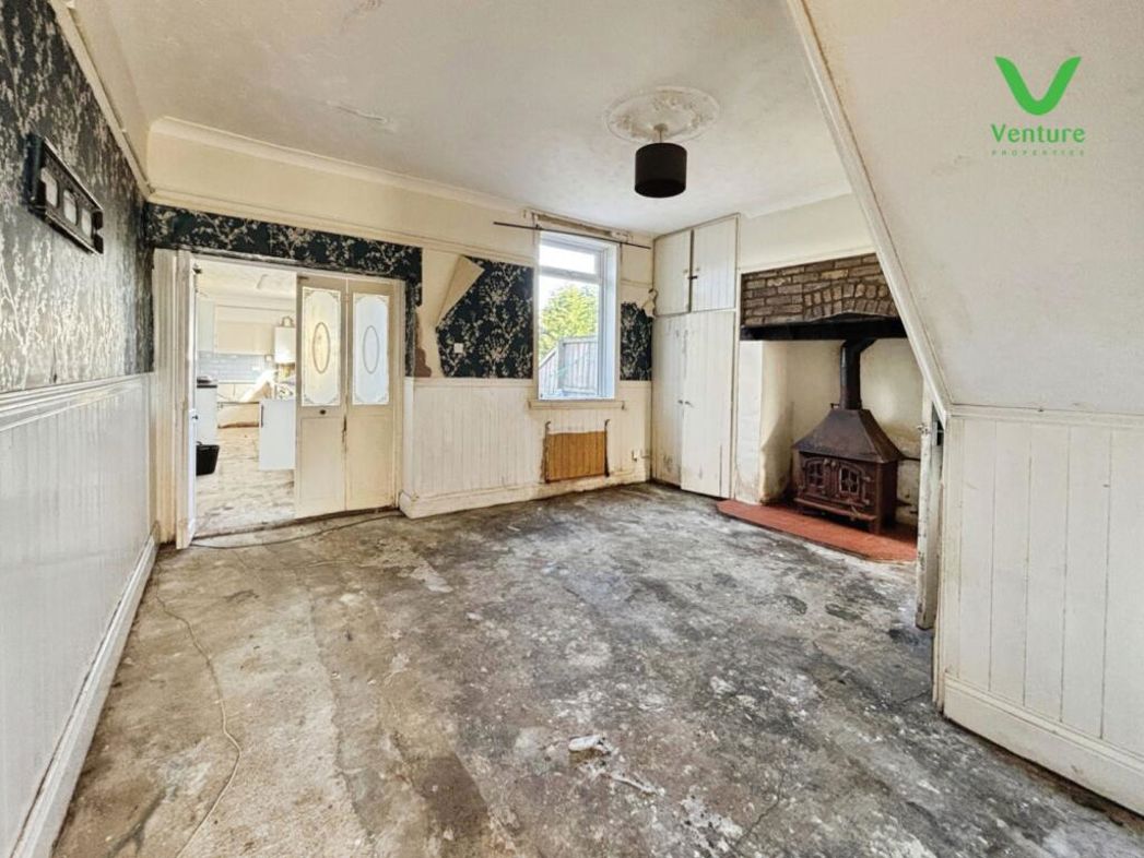 Property image 10 of 14