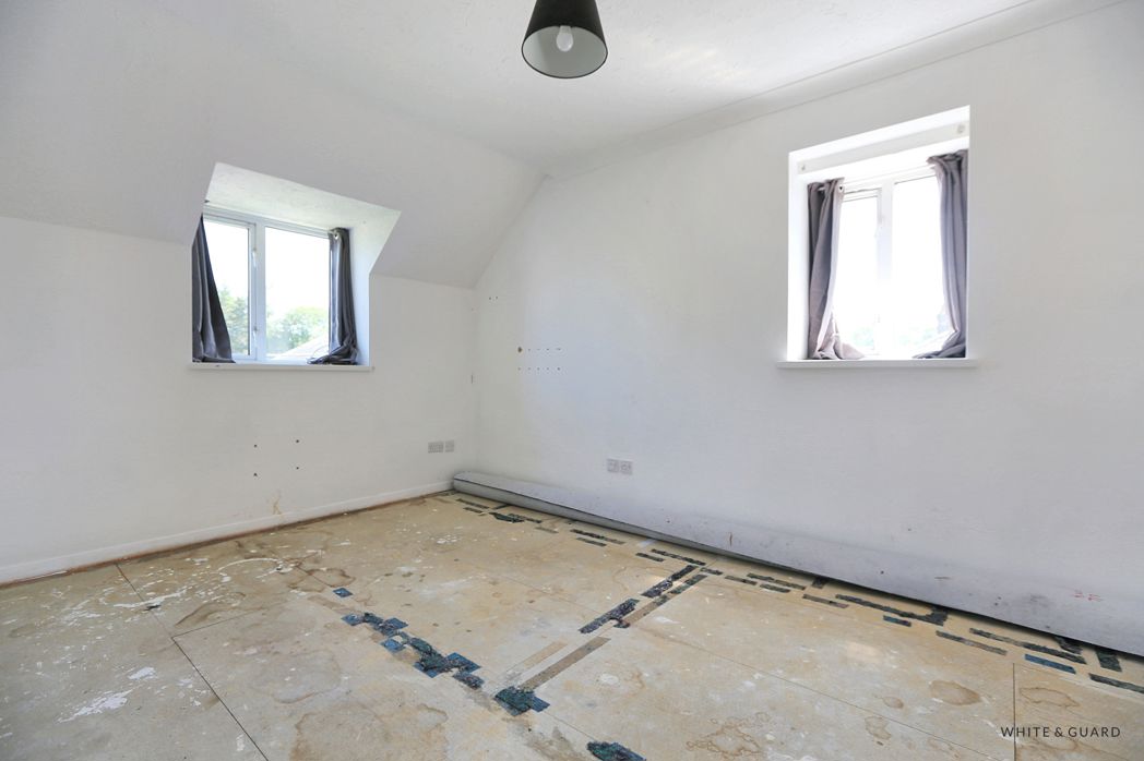 Property image 3 of 9