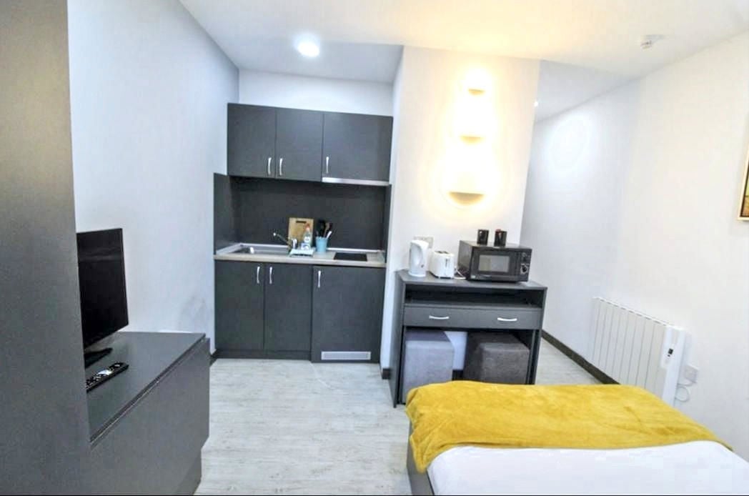 Property image 3 of 8