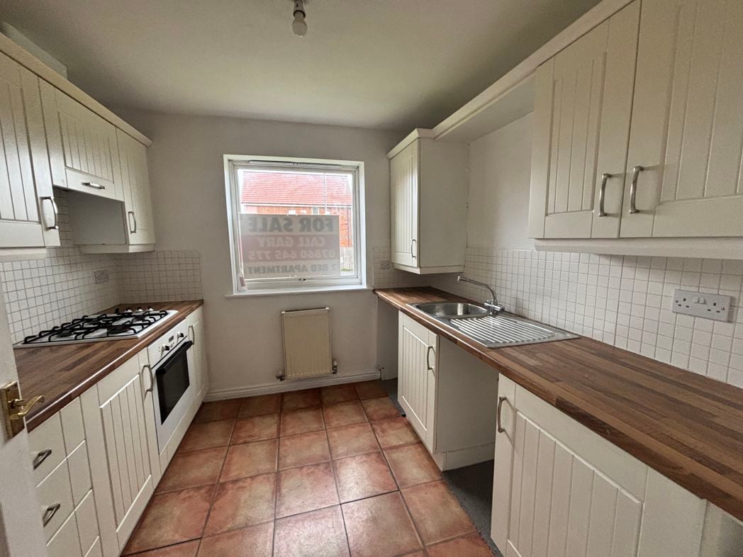 Property image 5 of 9
