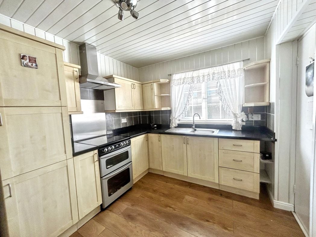 Property image 3 of 15