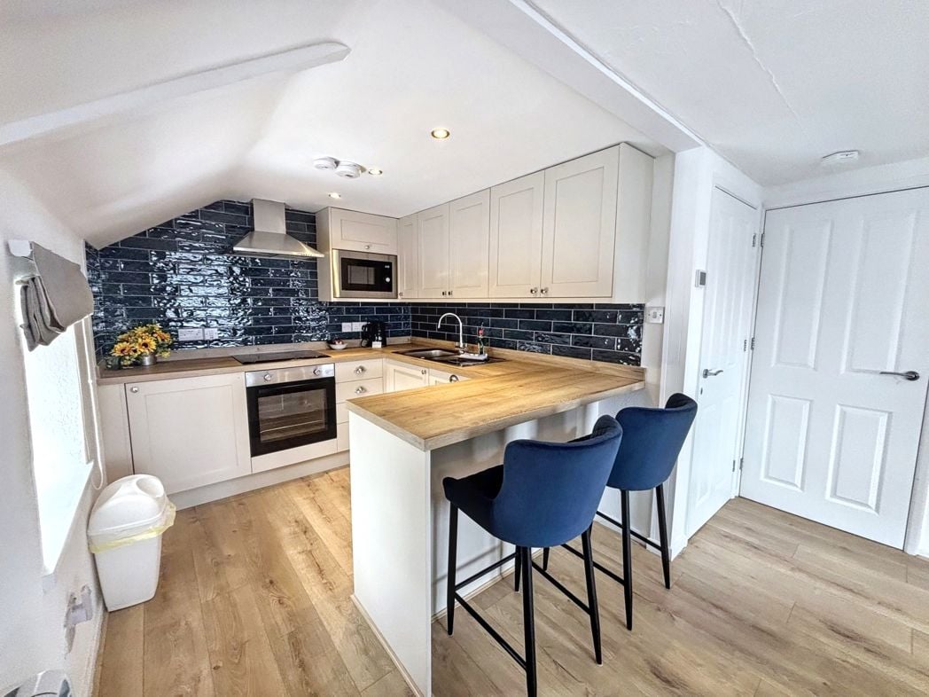 Property image 13 of 24