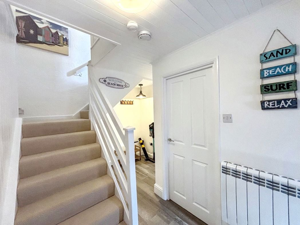 Property image 6 of 24