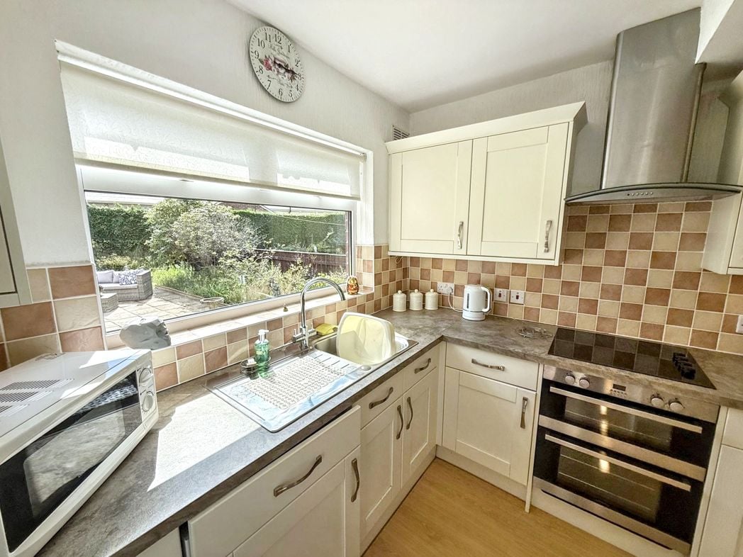 Property image 4 of 23