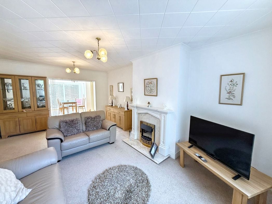 Property image 8 of 23