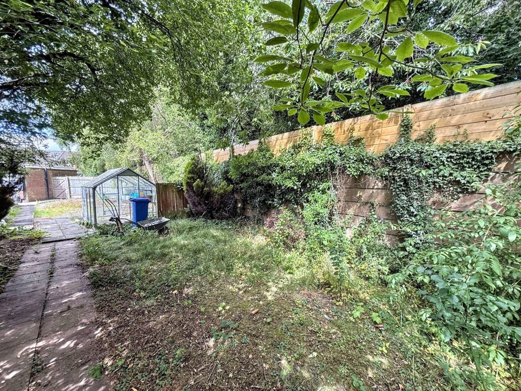 Property image 21 of 23