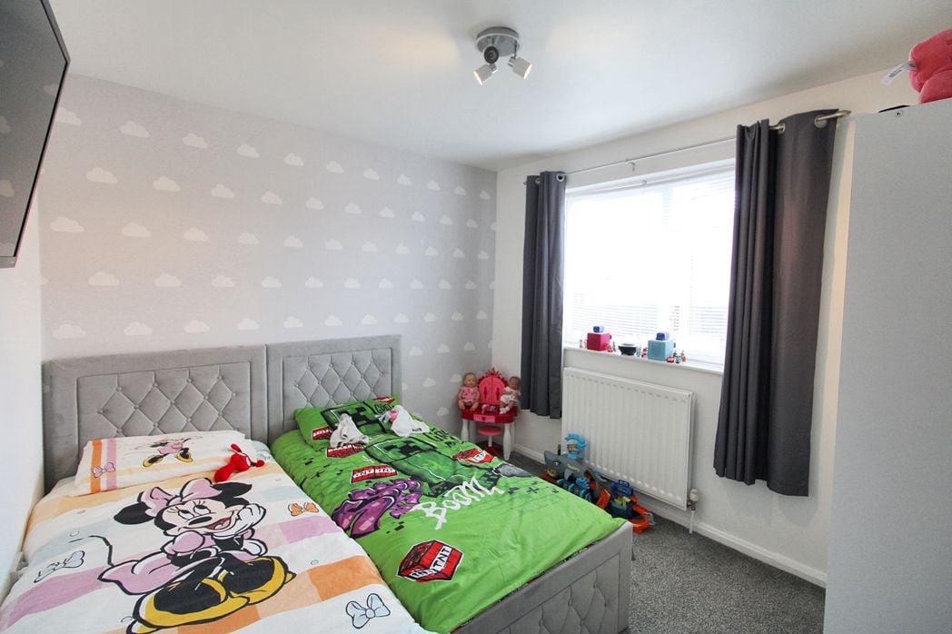 Property image 6 of 8