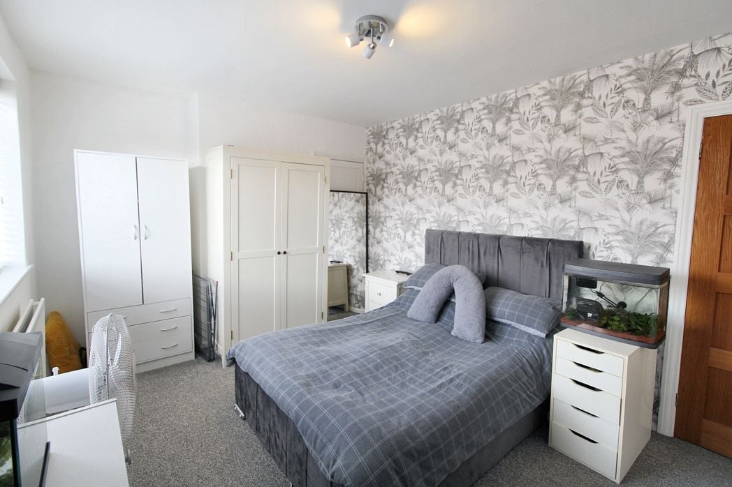 Property image 5 of 8