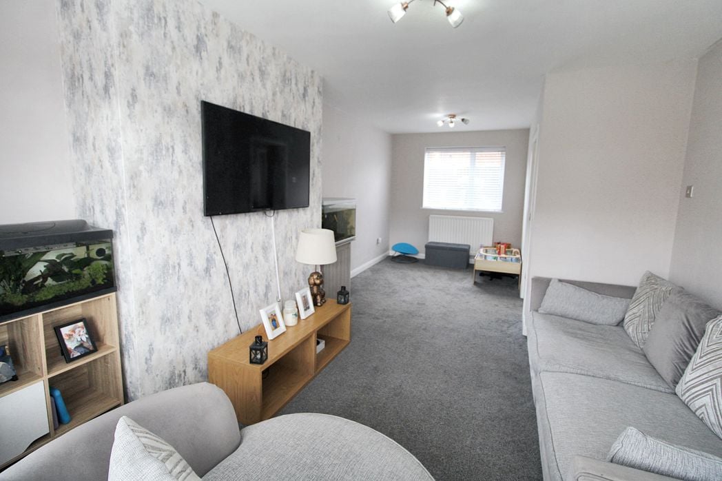 Property image 2 of 8