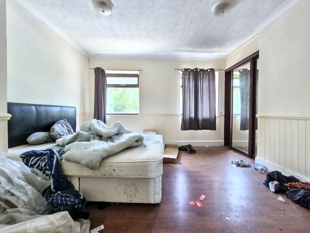Property image 9 of 17