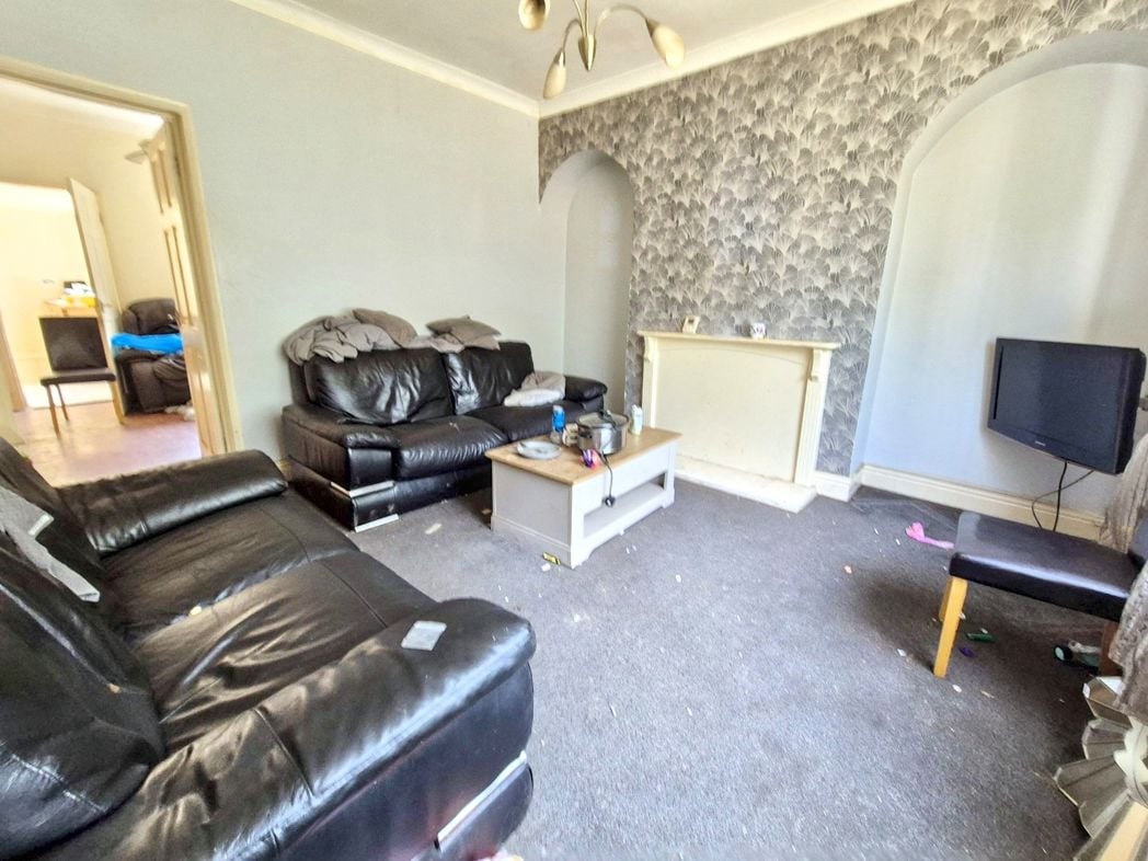 Property image 4 of 17