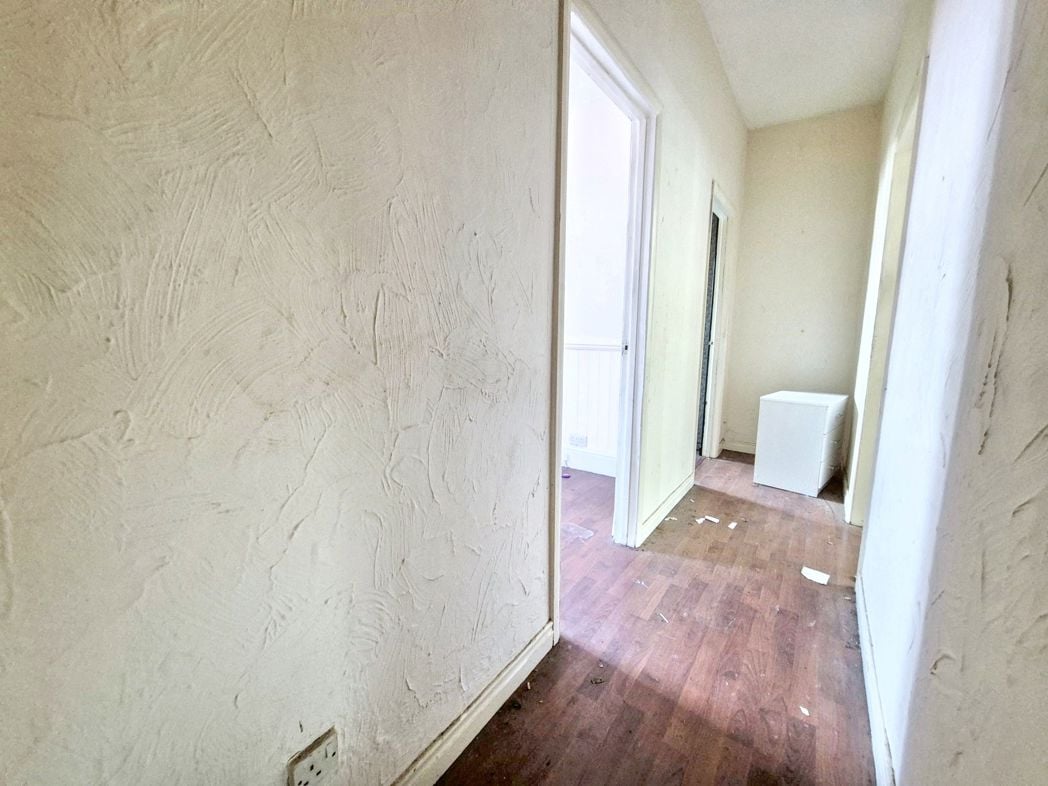 Property image 7 of 17