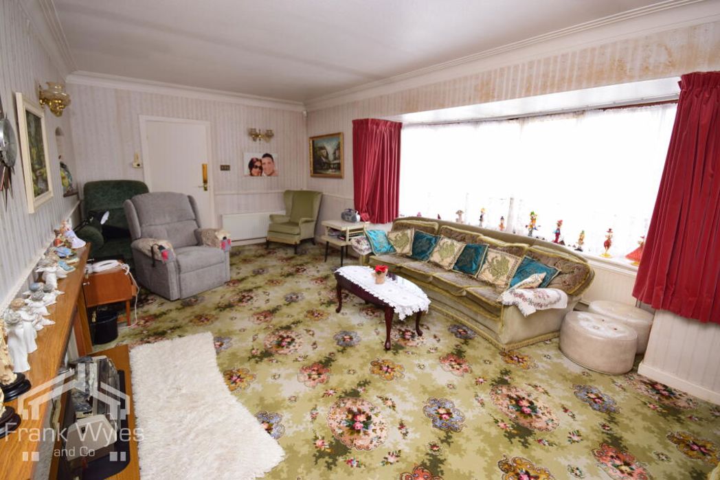 Property image 3 of 13
