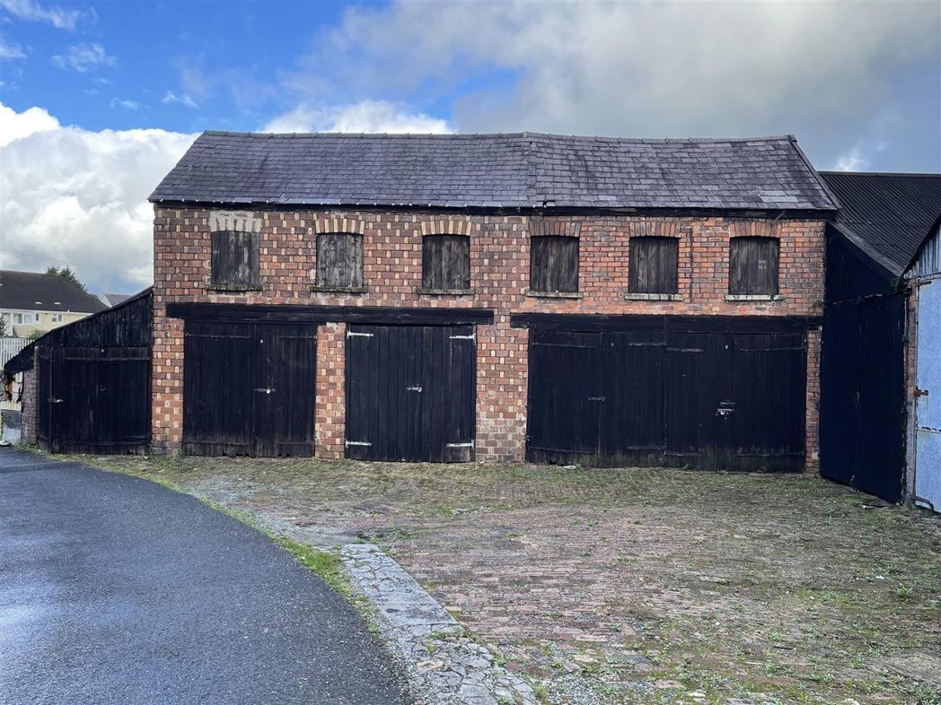 1, 1A & 1B, Carmarthenshire, Carmarthenshire, SA18 2DB