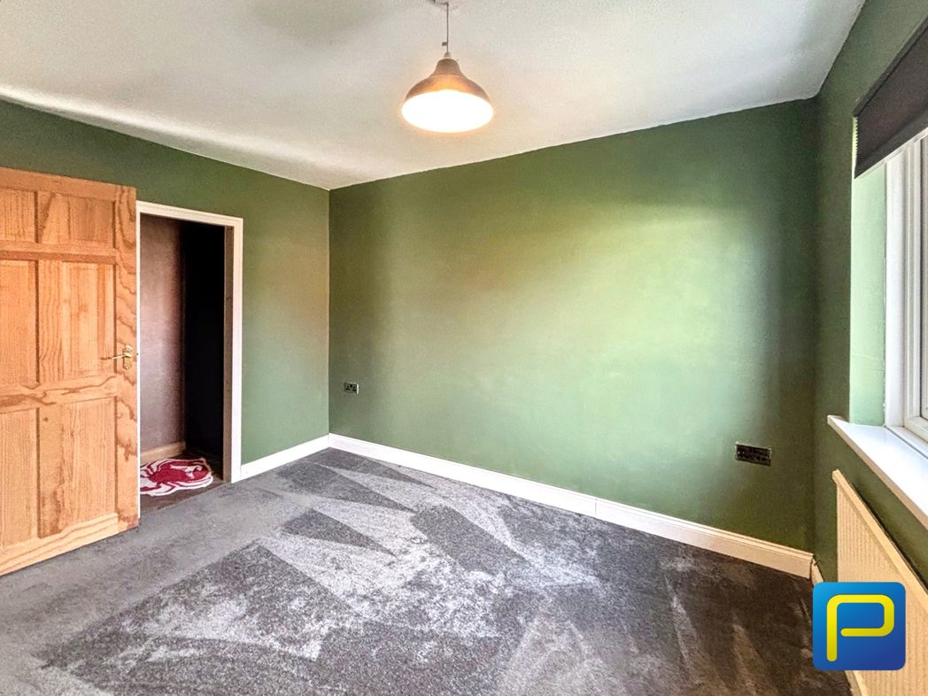 Property image 11 of 22