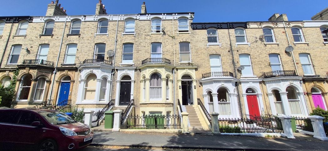 Property image 1 of 20