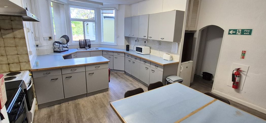 Property image 6 of 20