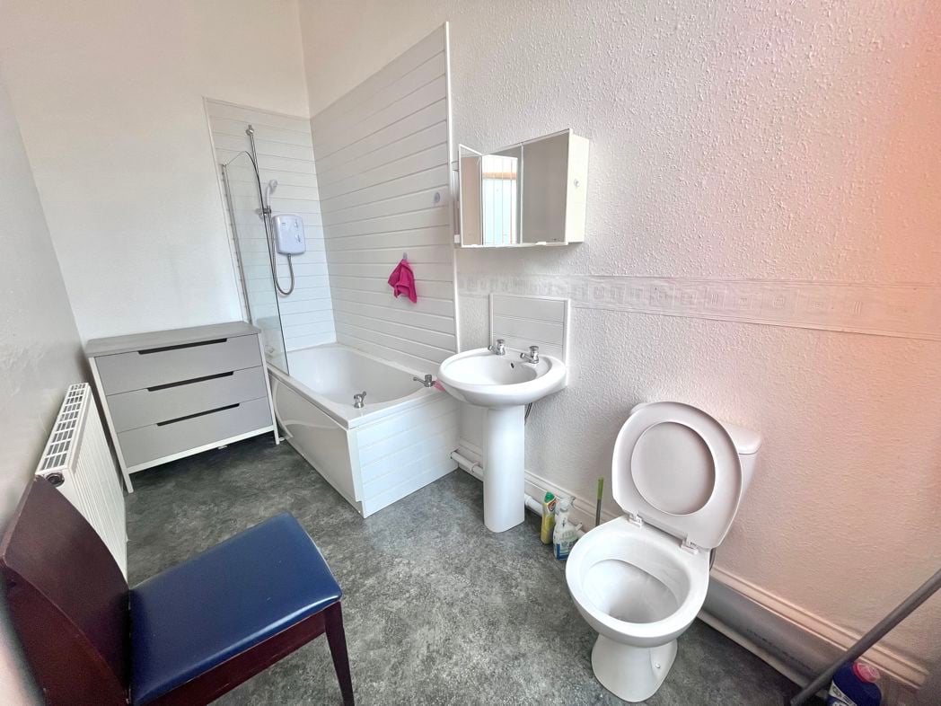 Property image 16 of 20