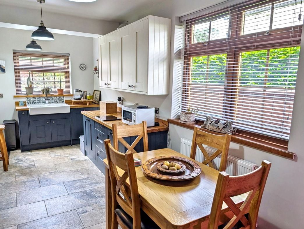 Property image 8 of 27