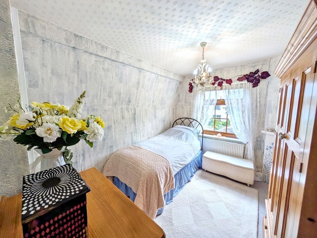 Property image 15 of 27