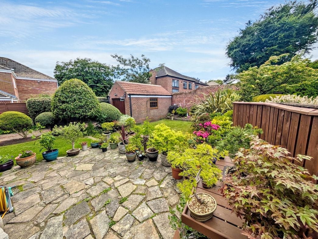 Property image 24 of 27