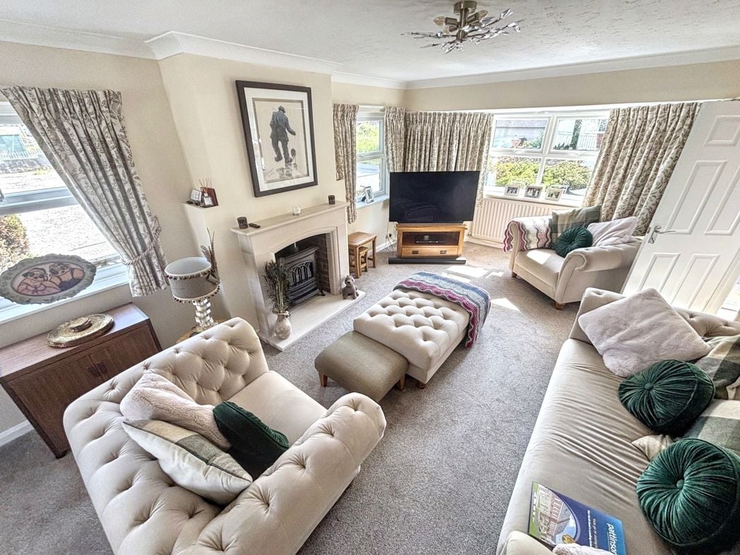 Property image 5 of 34