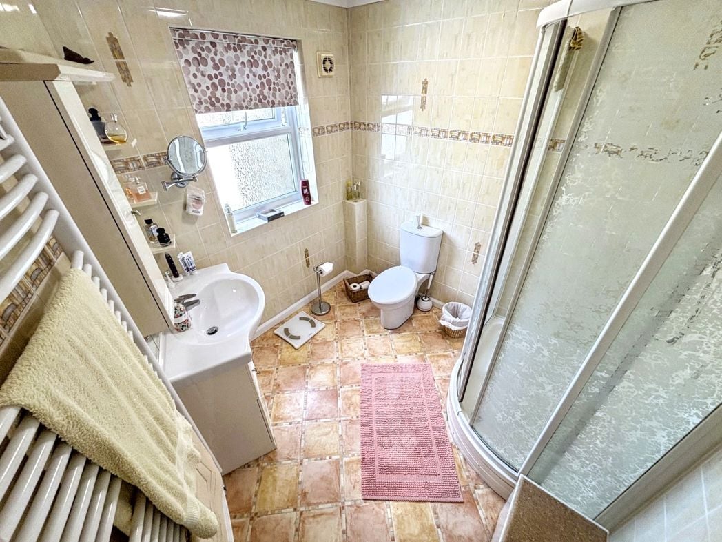 Property image 21 of 34