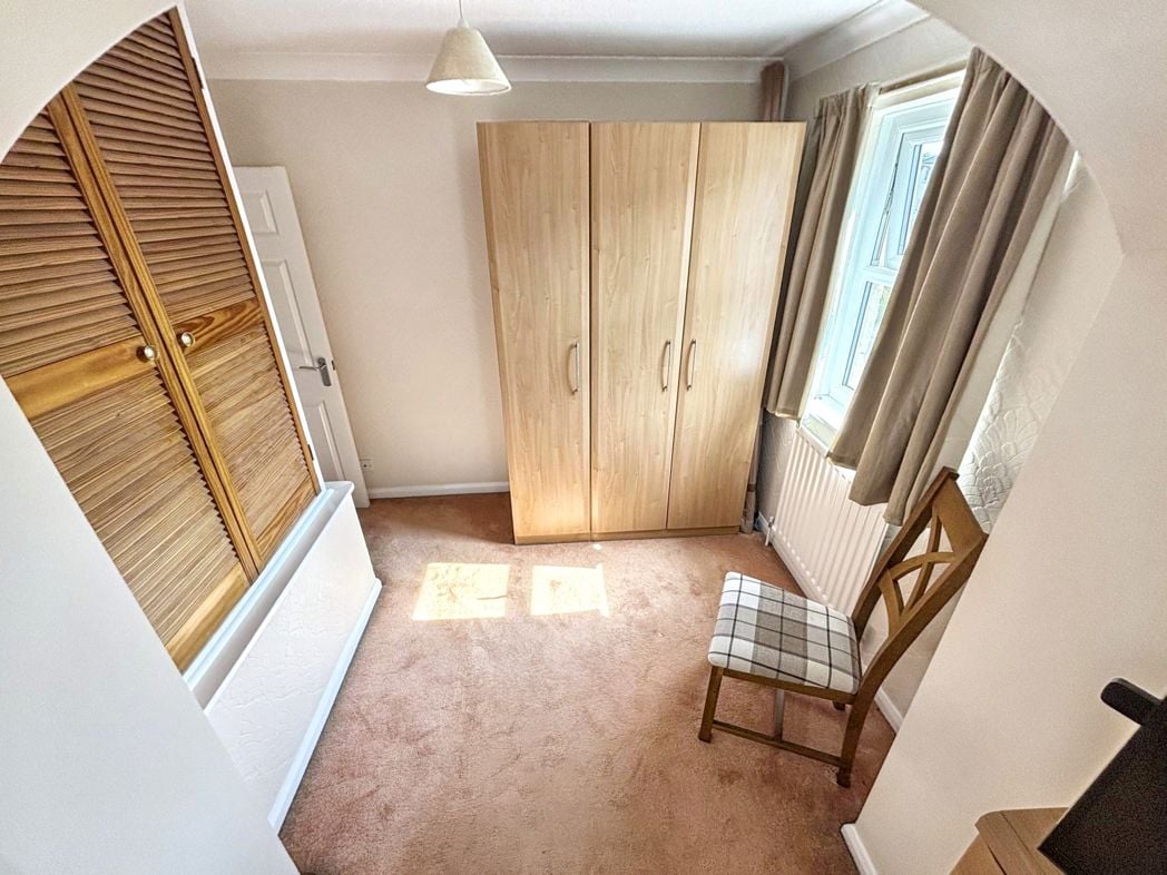 Property image 19 of 34