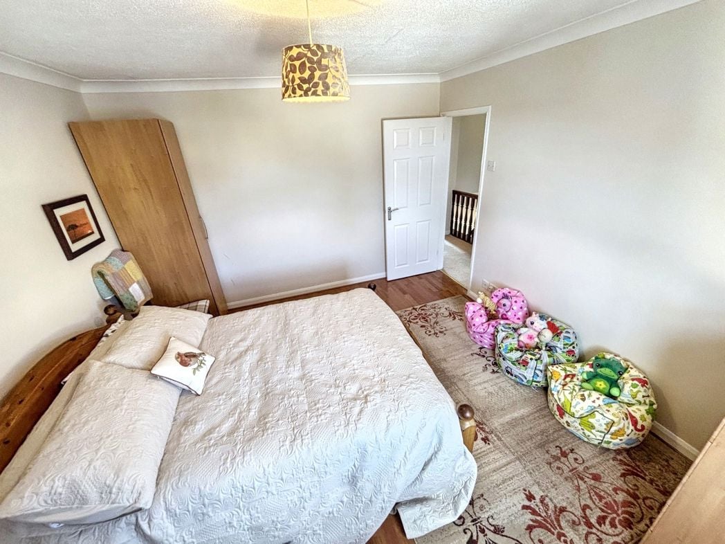 Property image 24 of 34