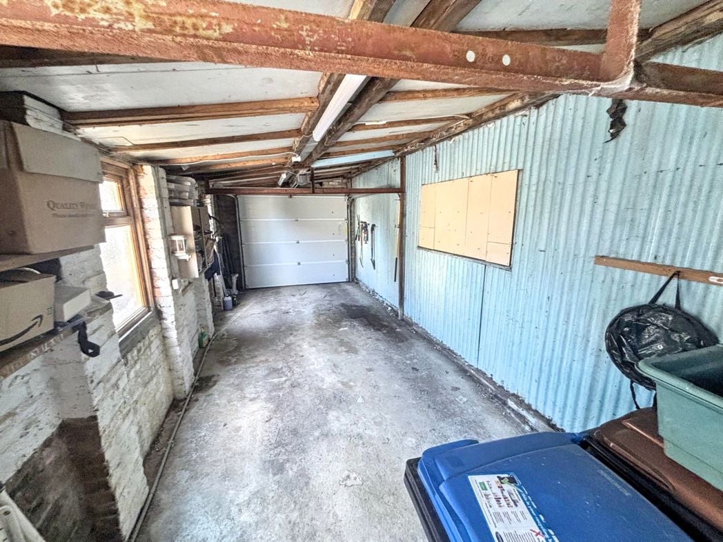 Property image 33 of 34