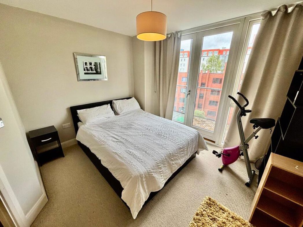 Property image 7 of 9
