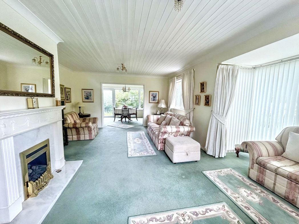 Property image 2 of 27