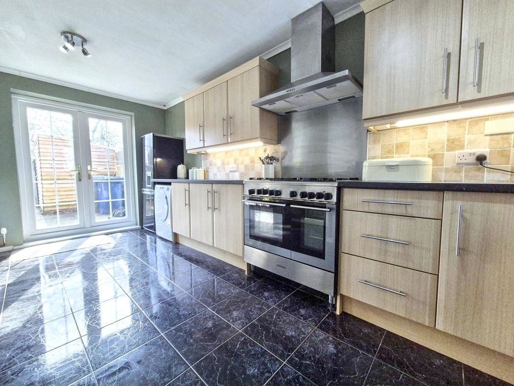 Property image 3 of 20